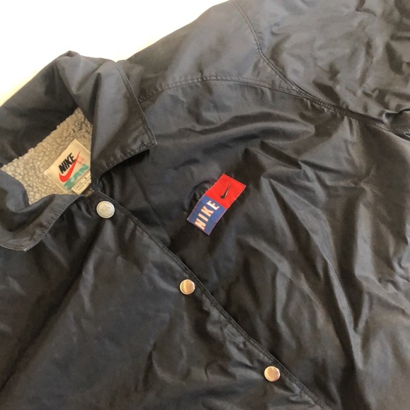 Vintage Nike Jacket—from the 90s - Picture 6 of 7